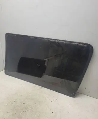 Volkswagen Transporter - Caravelle T4 Rear side window
