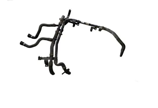 Volkswagen Touareg II Engine coolant pipe/hose 7P0121070AB