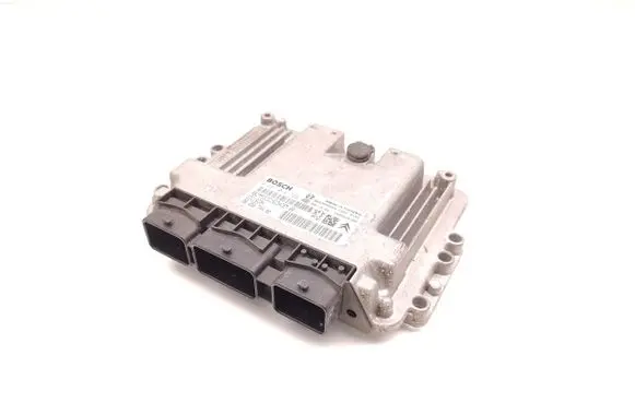Peugeot 3008 I Engine control unit/module 9665674480 0281014729