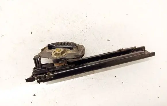 Fiat Stilo Seat belt adjustment rail 