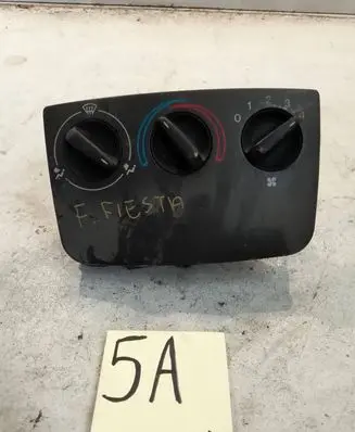 Ford Fiesta Climate control unit 96FG18C612AE
