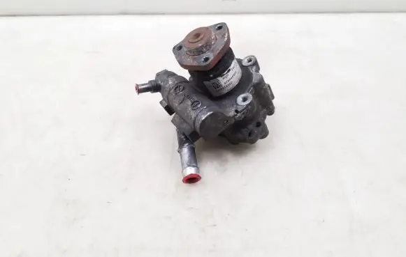 BMW 3 E90 E91 Power steering pump 678045902
