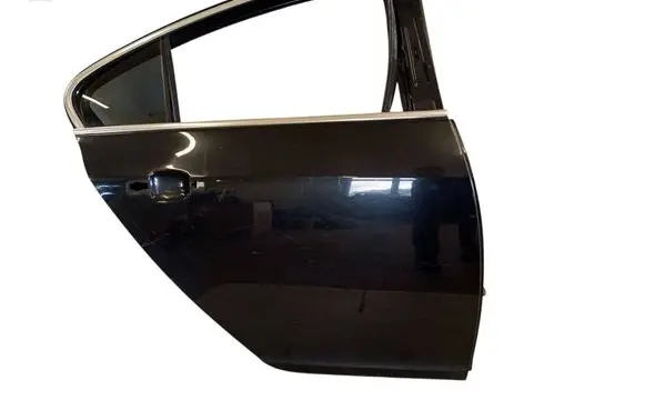 Rear door