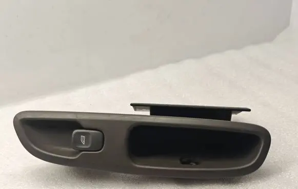 Volvo V70 Electric window control switch 9193301 9472275 0919399