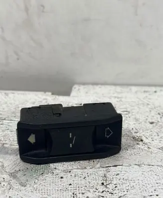 BMW 5 E39 Sunroof switch 03015000