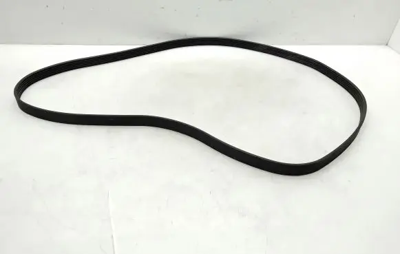 Volkswagen PASSAT CC Alternator belt 