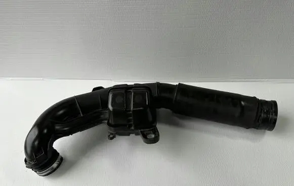 Renault Trafic III (X82) Intercooler hose/pipe 165756662R