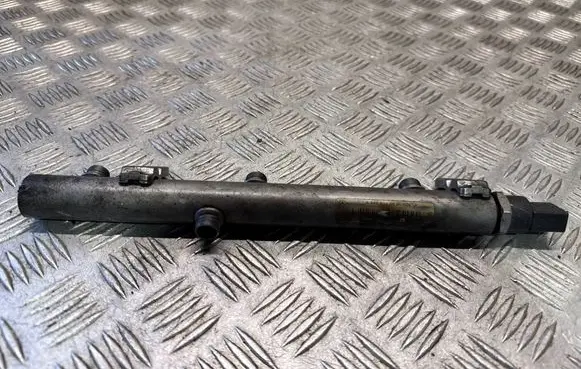 Mercedes-Benz CLS C219 Fuel main line pipe A6420700695