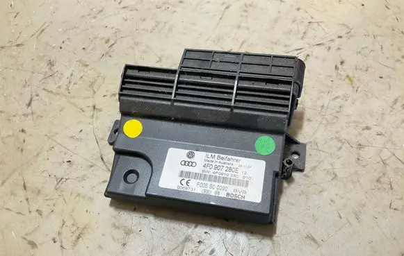 Audi Q7 4L Other control units/modules 4F0907280E F005S00292 4F0910280