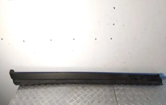 Lexus RX 450H Front door trim (molding) 7573548020