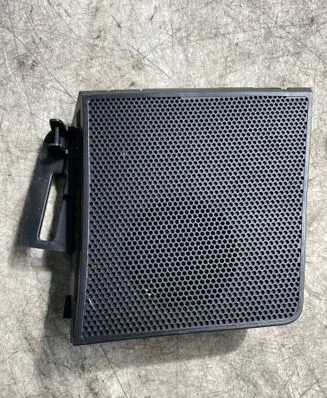Side speaker trim/cover