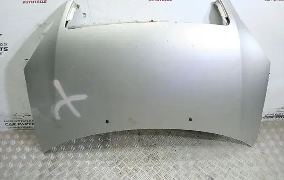 Toyota Avensis Verso Engine bonnet/hood