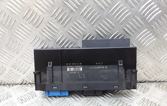 BMW 1 E81 E87 Engine control unit/module 928678002504F11F01