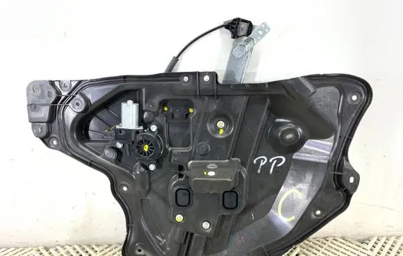 Mazda 3 II Front door window regulator with motor BJS75897X