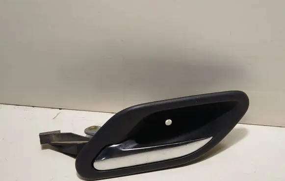 BMW 5 E39 Front door interior handle 8125513