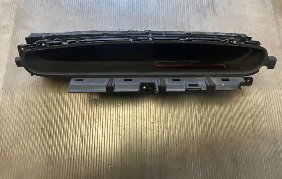 Speedometer (instrument cluster)