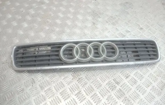 Audi A4 S4 B5 8D Front bumper upper radiator grill 8D0853651D