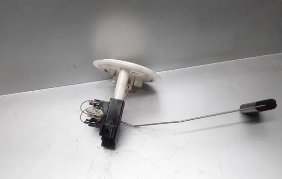 Volvo XC90 Fuel level sensor 