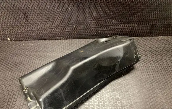 BMW 5 E39 Engine cover (trim) 137122474430 22474430 0928400351