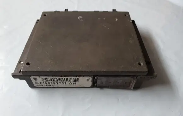 Mercedes-Benz S W140 Engine control unit/module 0105457732