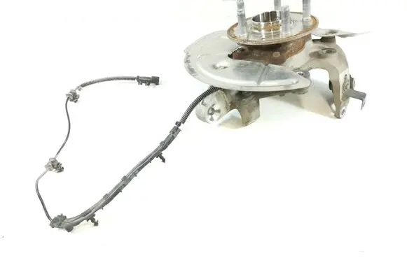 Jeep Grand Cherokee WL Rear wheel hub spindle/knuckle 68401941AB