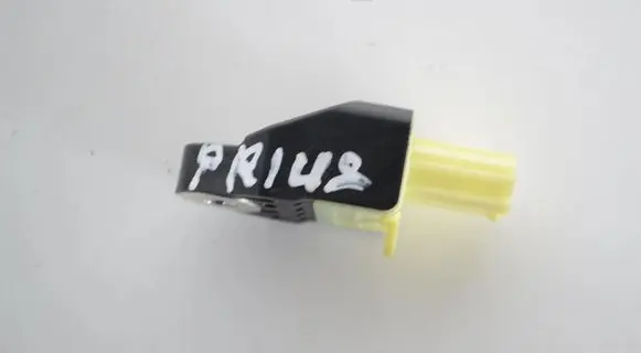 Toyota Prius (XW30) Airbag deployment crash/impact sensor 8983175010
