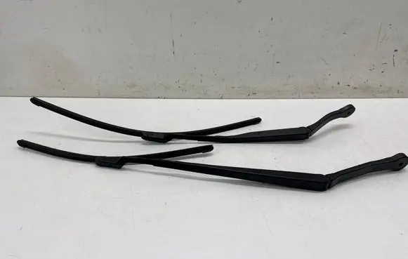 BMW iX3 G08 Windshield/front glass wiper blade 7399011