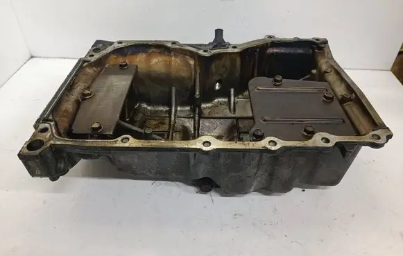 Mazda CX-7 Oil sump