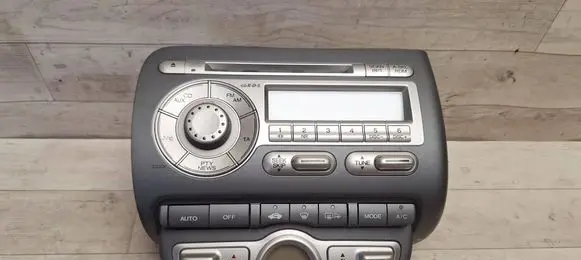 Honda Jazz Radio/CD/DVD/GPS head unit 39100SAAG413N5 39100SAAE310M1