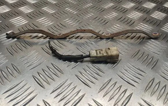 Mazda 5 Glow plug wires 