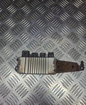 Toyota RAV 4 (XA40) Glow plug pre-heat relay 28551-30010