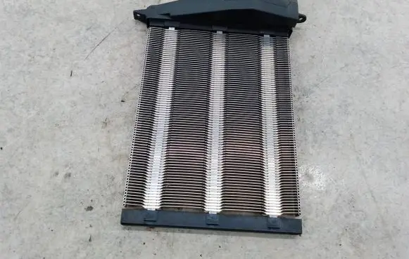Volkswagen PASSAT B6 Air conditioning (A/C) radiator (interior) 1K0963235E