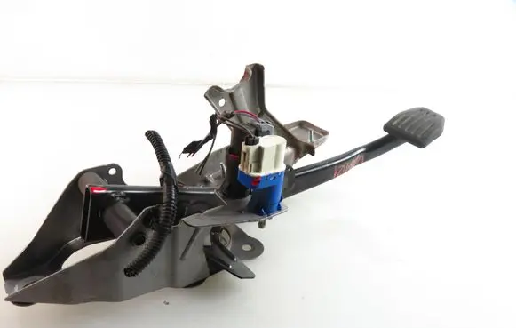 Volvo S60 Brake pedal 31302348 8G9N2D094AF