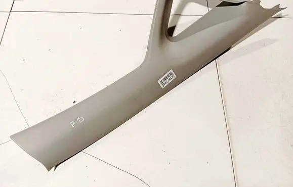 (C) pillar trim