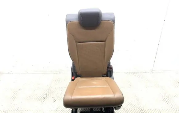Rear seat