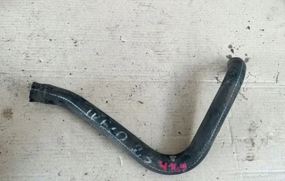 Iveco Daily 3rd gen Breather hose/pipe 504032760