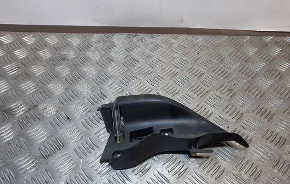 Audi A3 S3 8V Seat belt trim 8V4857792B