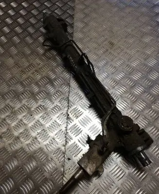Ford Focus Steering rack V4M5C3550AC