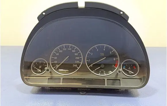 BMW 5 E39 Speedometer (instrument cluster) 6914885