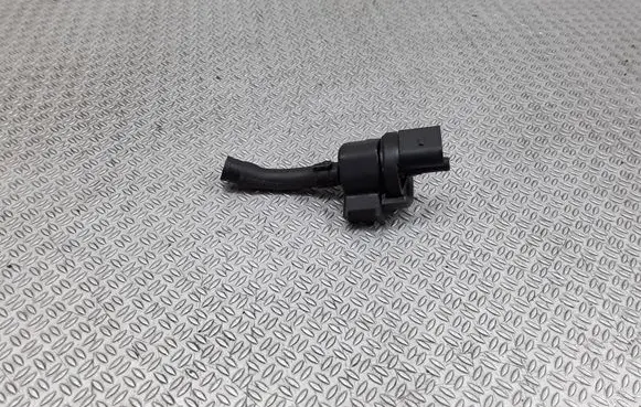 Audi A4 S4 B6 8E 8H Valve vacuum 8E0133459