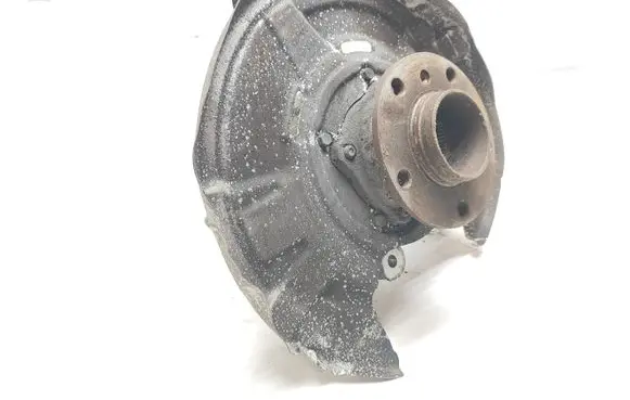 BMW 5 F10 F11 Rear wheel hub D272175