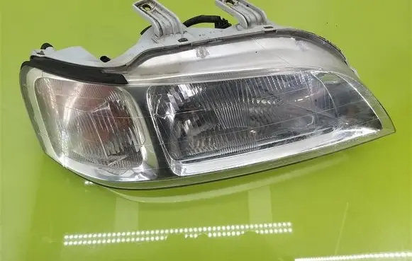 Honda Civic Headlight/headlamp 082171122
