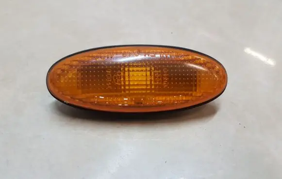 Mitsubishi Pajero Sport I Front fender indicator light 0464120