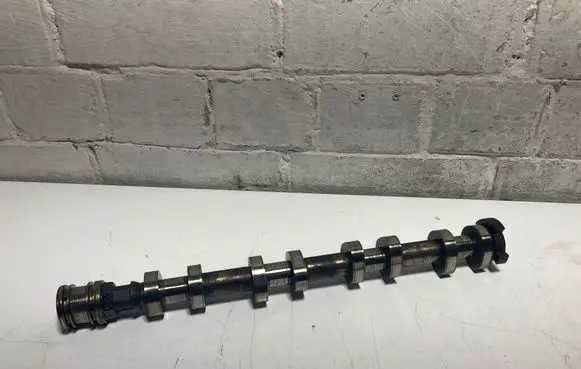 BMW 5 F10 F11 Camshaft 7568202