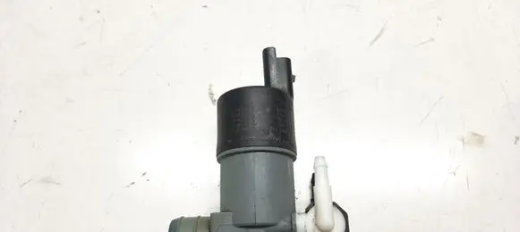 Nissan Qashqai Windscreen/windshield washer pump 28920BU010