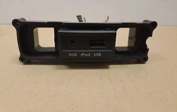 USB socket connector