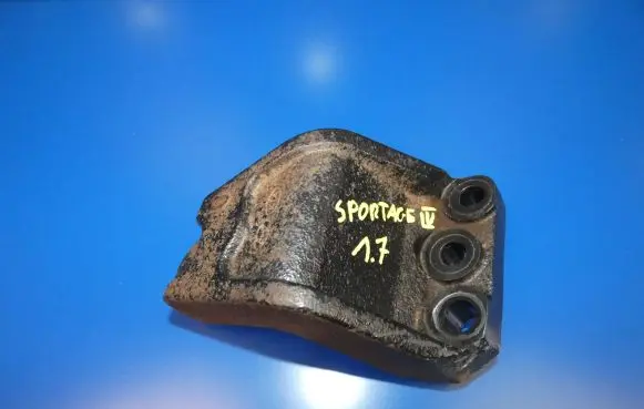KIA Sportage Engine mounting bracket