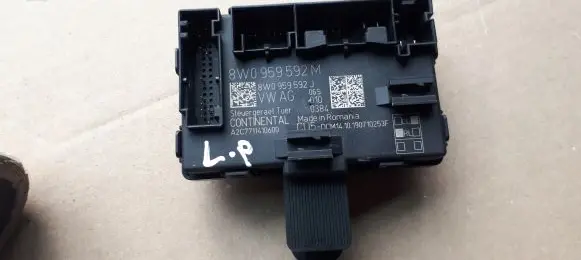 Audi A4 S4 B9 8W Door control unit/module 8W0959592M