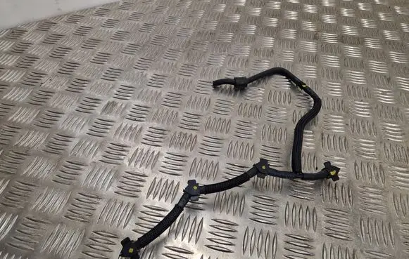 Audi A4 Allroad B9 Fuel return line/hose 