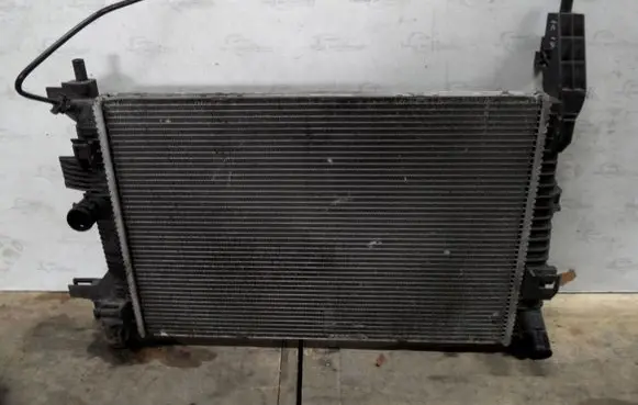 Ford Focus Coolant radiator